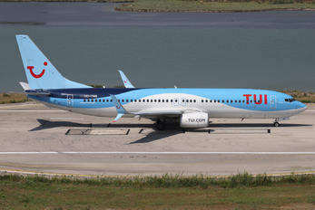 OO-TNB - TUI Airways Boeing 737-800