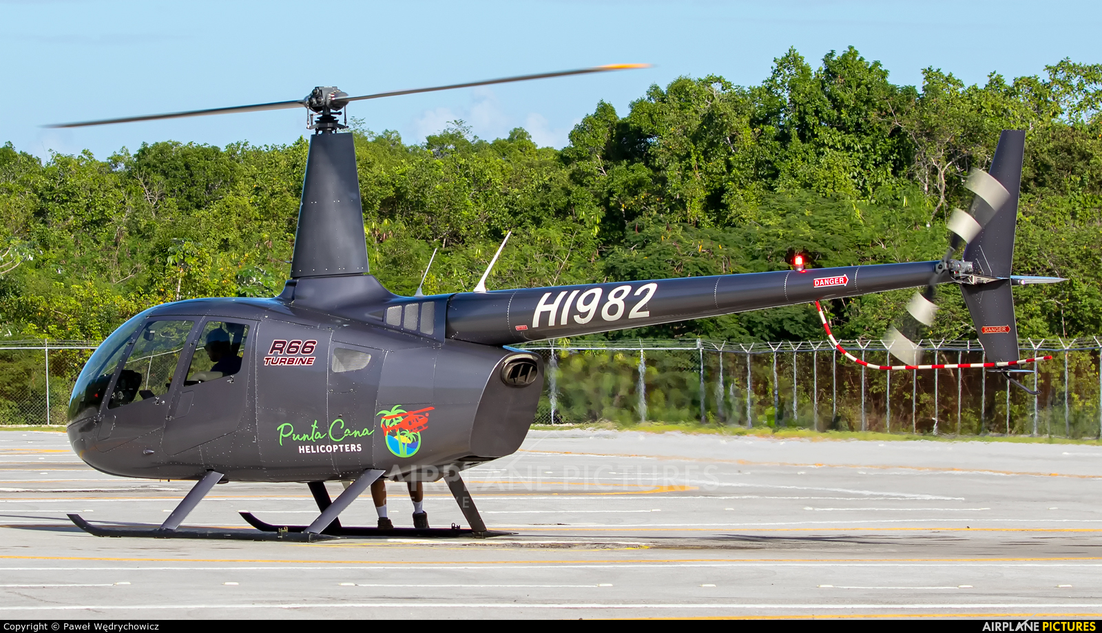 Helidosa Aviation Group HI982 aircraft at Off Airport - Dominican Republic