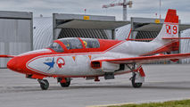 3H-1715 - Poland - Air Force: White & Red Iskras PZL TS-11 Iskra aircraft