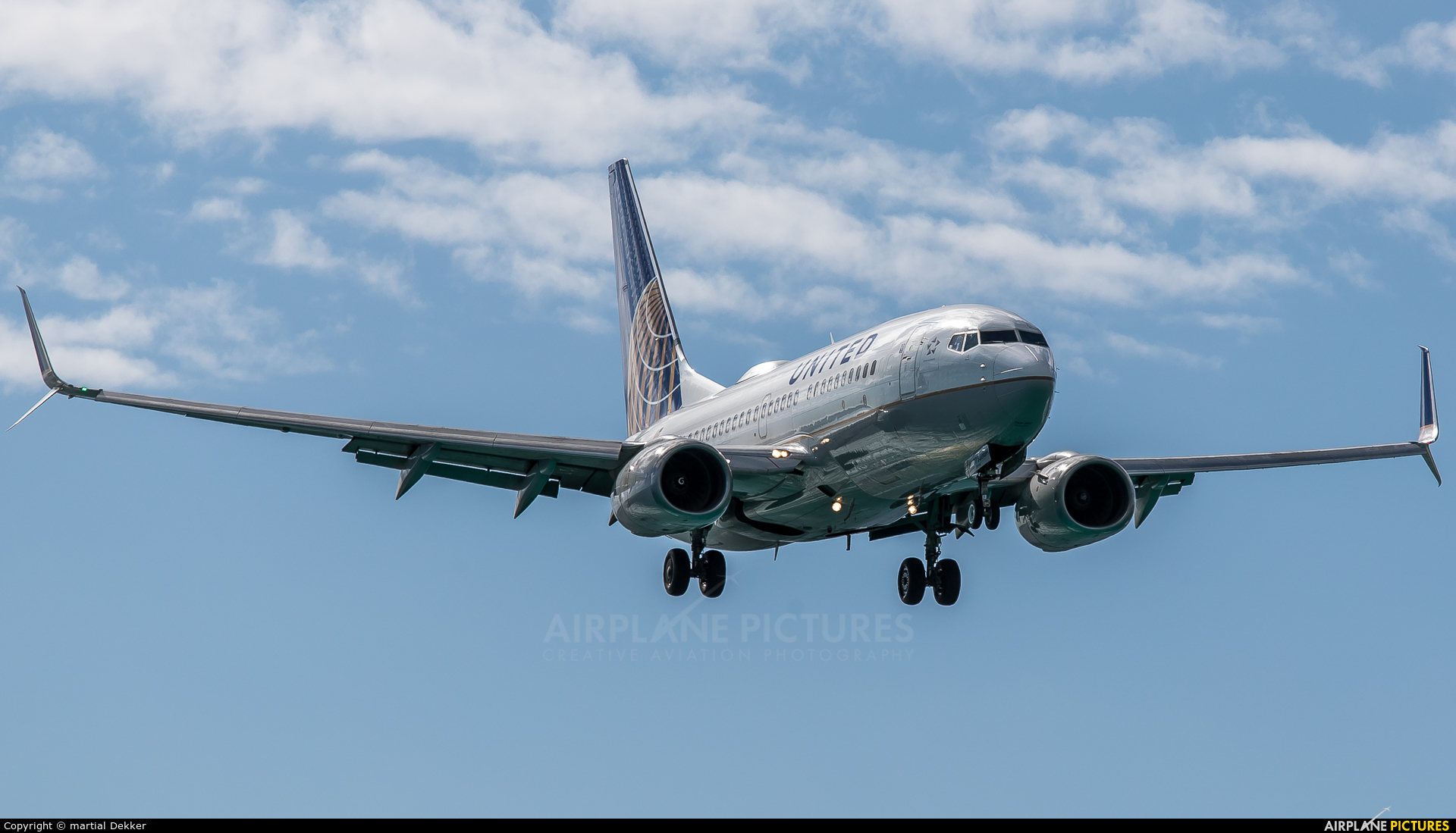 United Airlines N17753 aircraft at Sint Maarten - Princess Juliana Intl