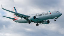 N957AN - American Airlines Boeing 737-800 aircraft