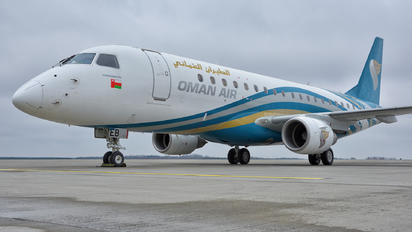 A4O-EB - Oman Air Embraer ERJ-175