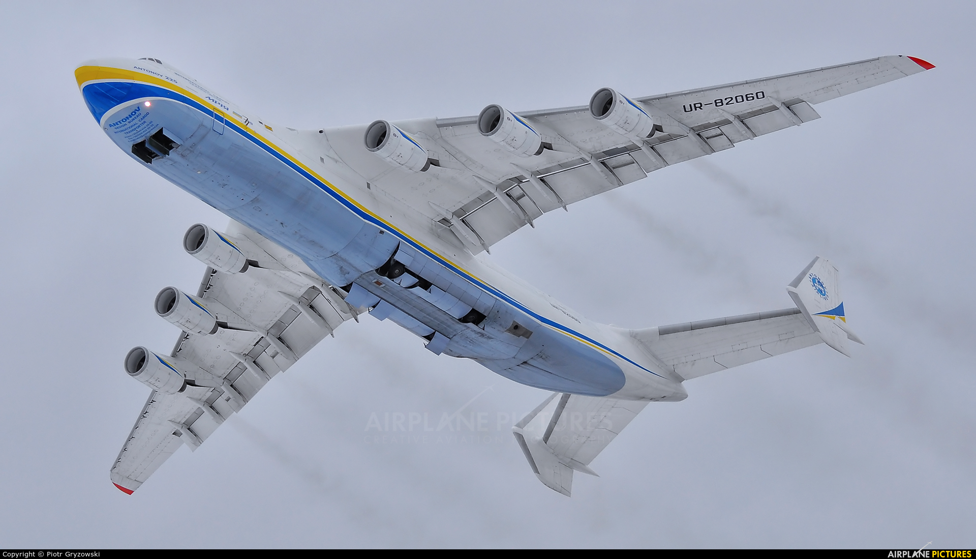 Antonov Airlines /  Design Bureau UR-82060 aircraft at Ostrava Mošnov