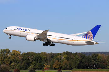 N27958 - United Airlines Boeing 787-9 Dreamliner
