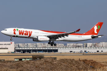 HL8501 - T'Way Air Airbus A330-300