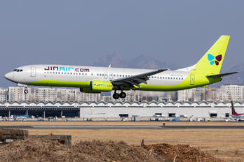 HL7719 - Jin Air Boeing 737-900