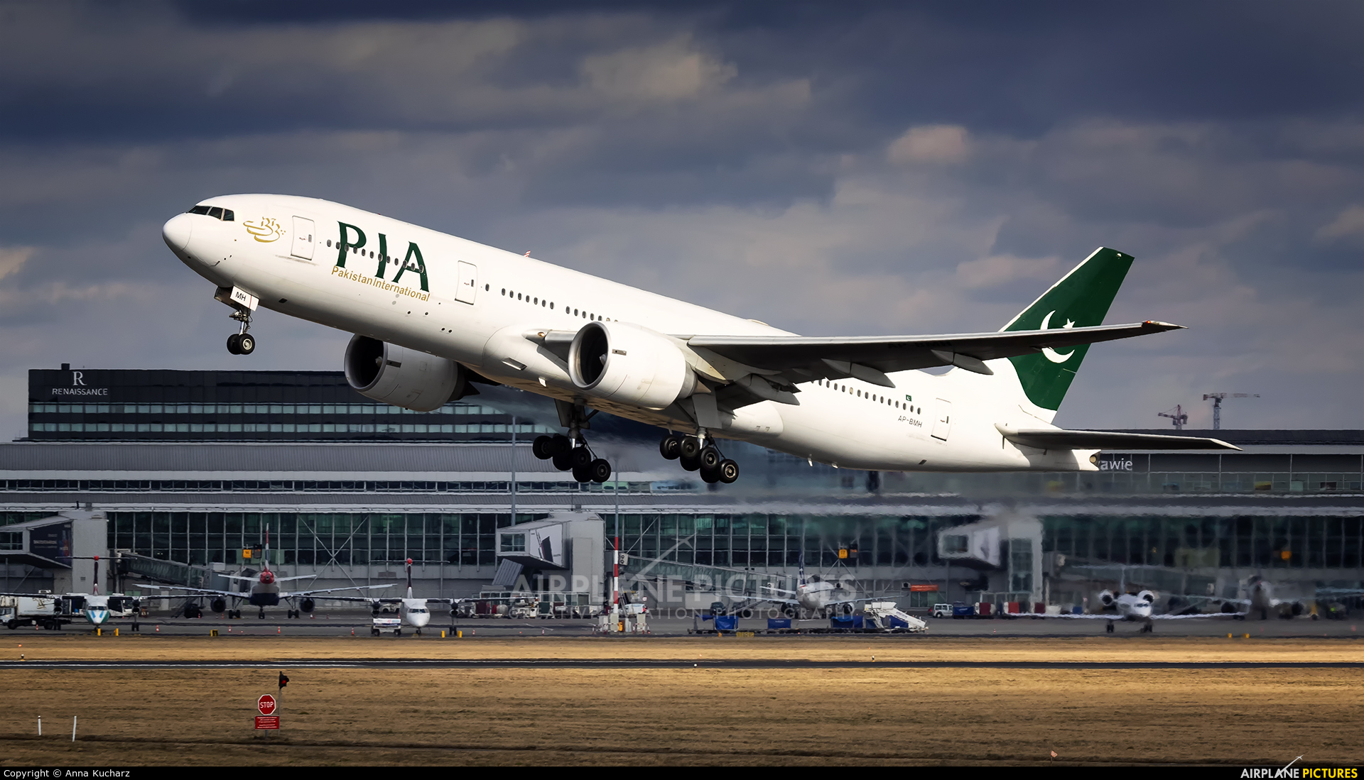 PIA - Pakistan International Airlines AP-BMH aircraft at Warsaw - Frederic Chopin