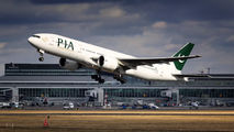 AP-BMH - PIA - Pakistan International Airlines Boeing 777-200ER aircraft