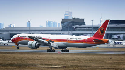 D2-TEK - TAAG - Angola Airlines Boeing 777-300ER