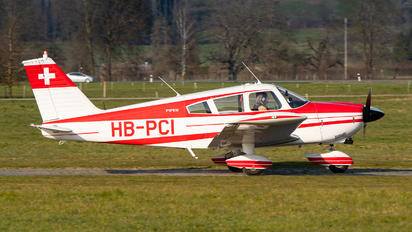 HB-PCI - Private Piper PA-28 Cherokee