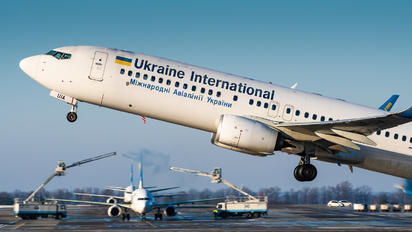 UR-UIA - Ukraine International Airlines Boeing 737-800