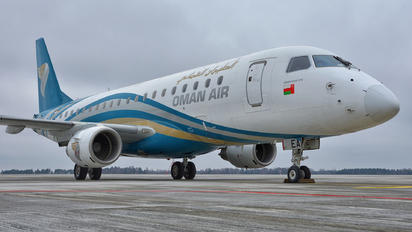A4O-EA - Oman Air Embraer ERJ-175