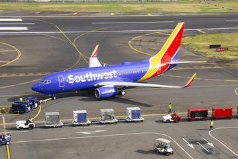 N745SW - Southwest Airlines Boeing 737-700
