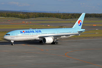 HL7714 - Korean Air Boeing 777-200ER