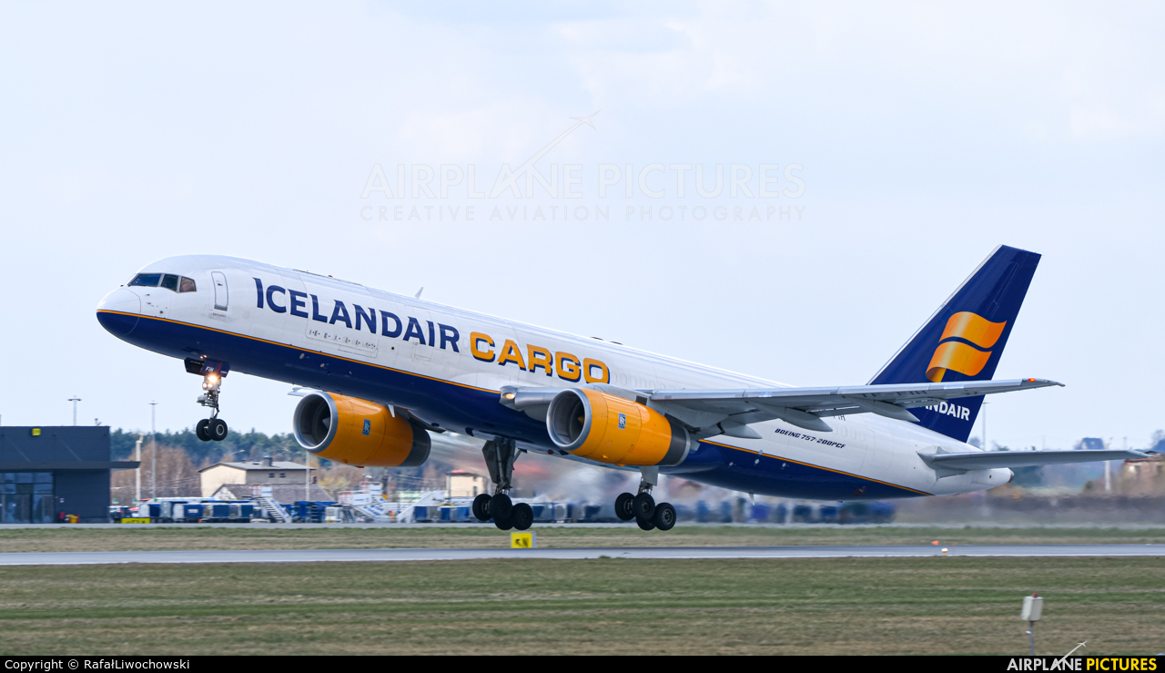 Icelandair Cargo TF-FIH aircraft at Katowice - Pyrzowice