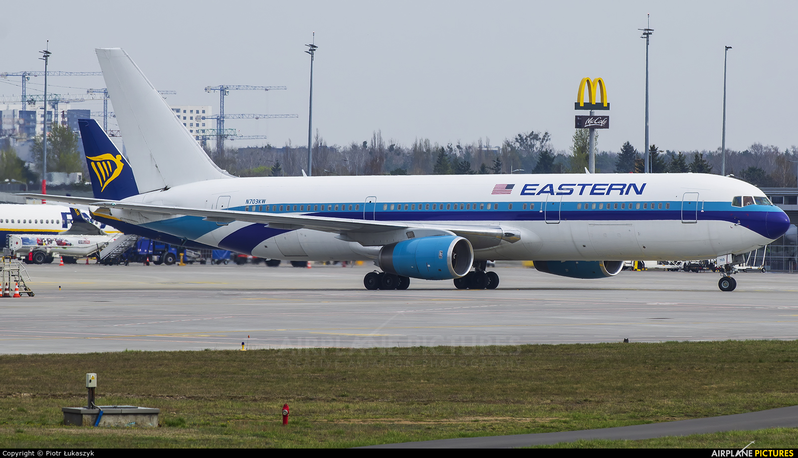 Eastern Airlines N703KW aircraft at Poznań - Ławica