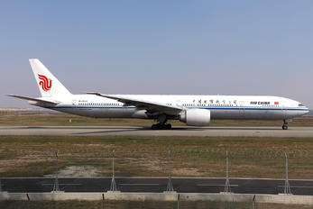 B-2045 - Air China Boeing 777-300ER