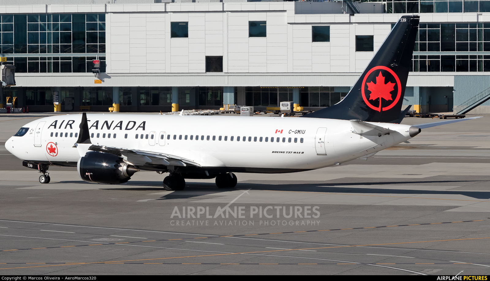 Air Canada C-GMIU aircraft at Vancouver Intl, BC
