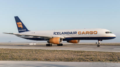 TF-FIH - Icelandair Cargo Boeing 757-200F