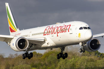 ET-AXK - Ethiopian Airlines Boeing 787-9 Dreamliner