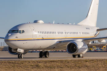 A6-RJU - Royal Jet Boeing 737-700