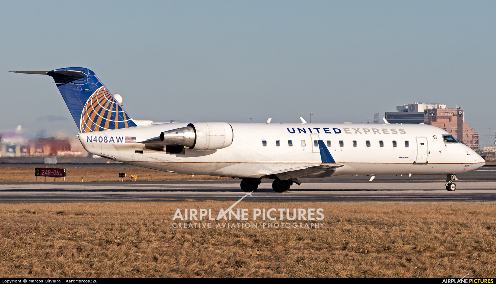 United Express N408AW aircraft at Toronto - Pearson Intl, ON