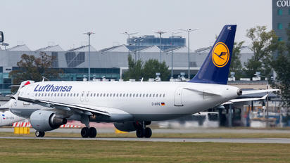 D-AIPE - Lufthansa Airbus A320