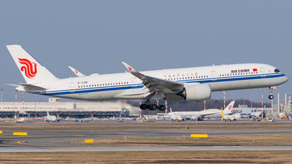 B-321M - Air China Airbus A350-900