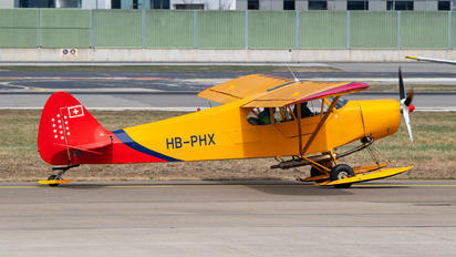 HB-PHX - Private Piper PA-18 Super Cub