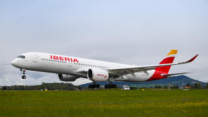 EC-NSC - Iberia Airbus A350-900
