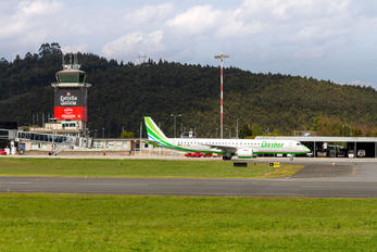 EC-NHA - Binter Canarias Embraer ERJ-195-E2