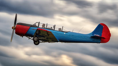 LY-BIA - Private Yakovlev Yak-52