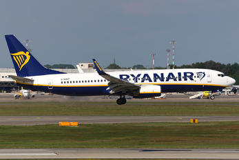 G-RUKF - Ryanair Boeing 737-8AS