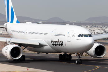 D-AIYB - Condor Airbus A330-200
