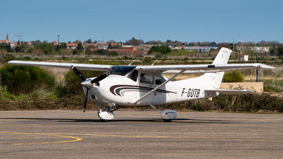 F-GUTB - Private Cessna 182 Skylane (all models except RG)