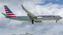 N927AN - American Airlines Boeing 737-800 aircraft