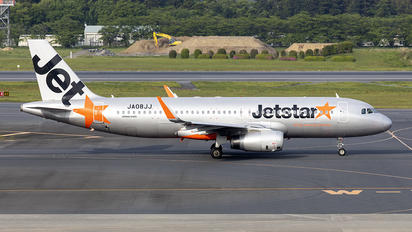 JA08JJ - Jetstar Japan Airbus A320