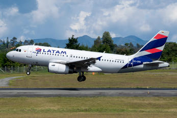 CC-CPQ - LATAM Airbus A319