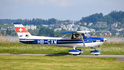 HB-CXW - Private Cessna 152
