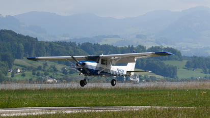 HB-CJW - Private Cessna 152II