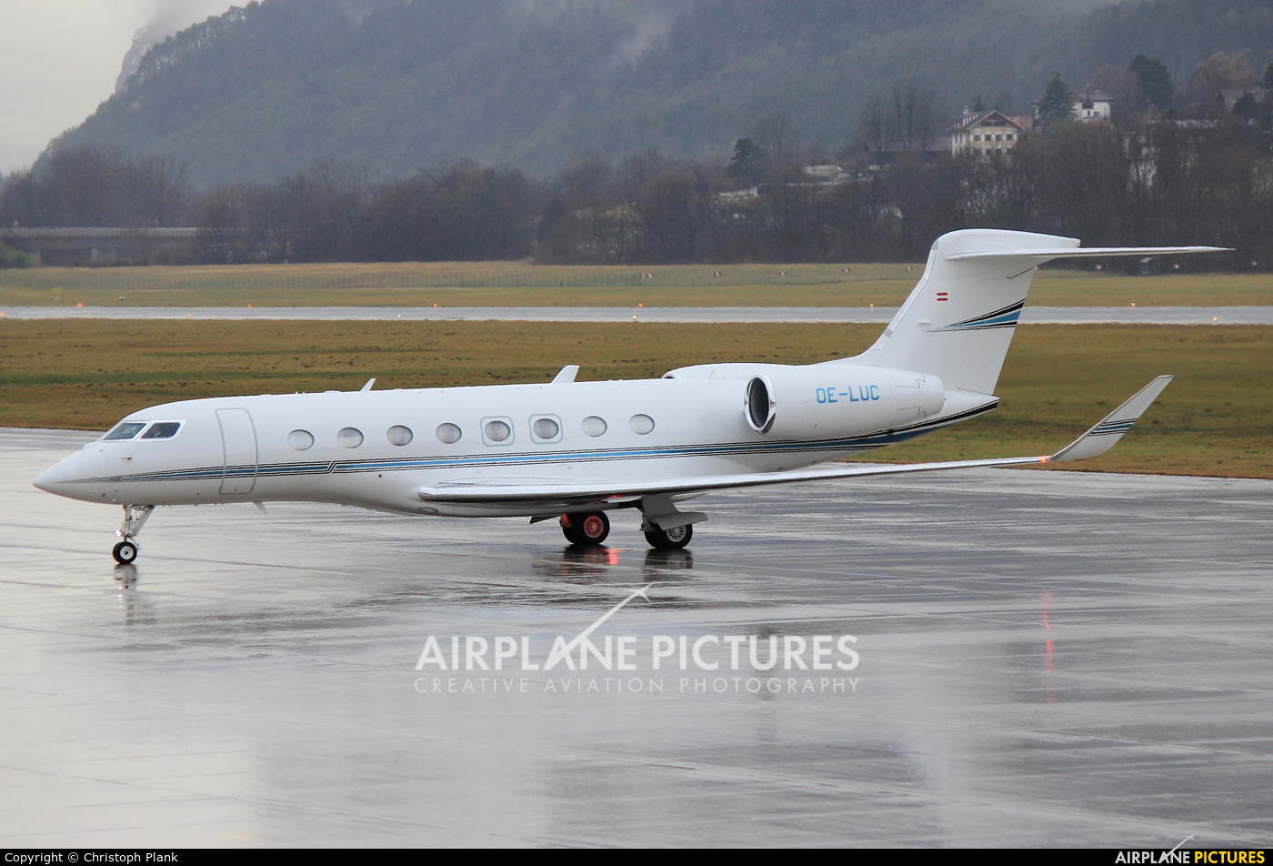 Global Jet Austria OE-LUC aircraft at Innsbruck