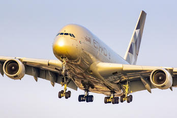 A6-APE - Etihad Airways Airbus A380