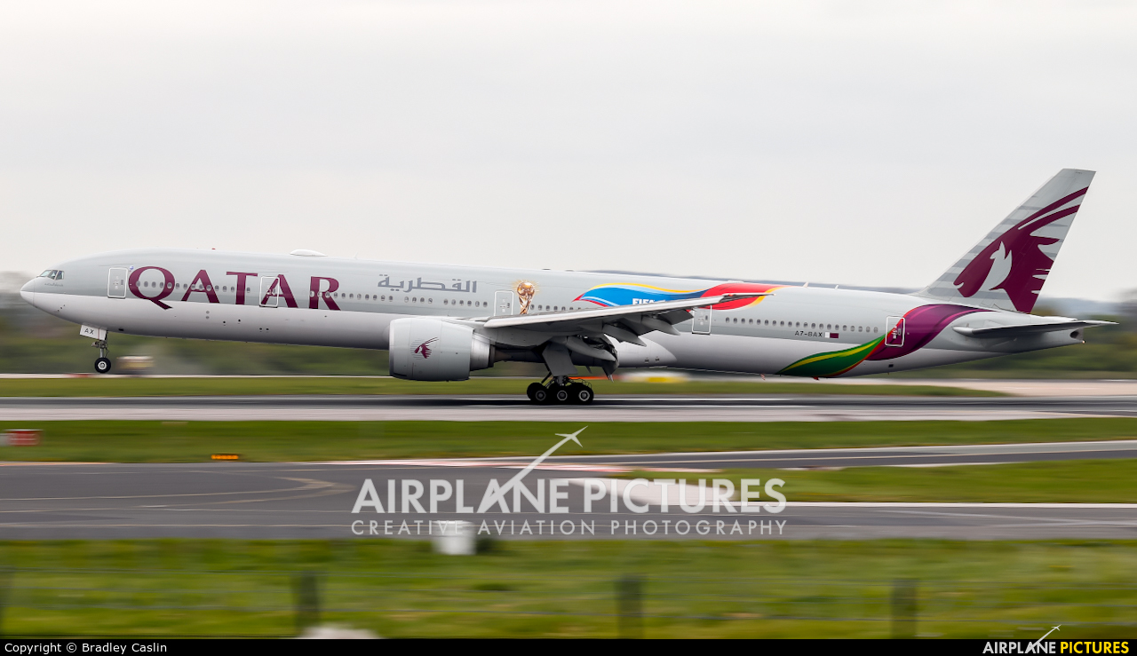 Qatar Airways A7-BAX aircraft at Manchester