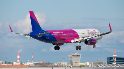 HA-LTF - Wizz Air Airbus A321