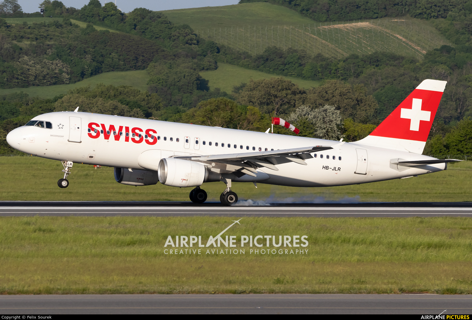 Swiss HB-JLR aircraft at Vienna - Schwechat