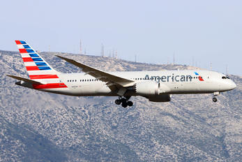 N805AN - American Airlines Boeing 787-8 Dreamliner
