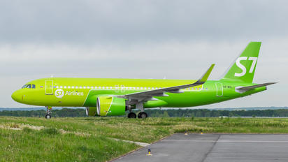 VP-BSL - S7 Airlines Airbus A320 NEO