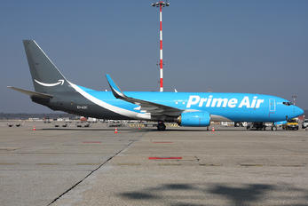 EI-AZC - Amazon Prime Air Boeing 737-800(BCF)