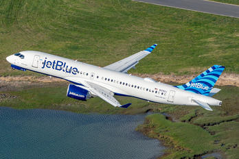 N3102J - JetBlue Airways Airbus A220-300