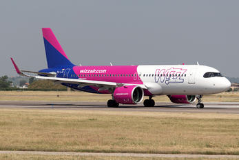 HA-LJC - Wizz Air Airbus A320 NEO